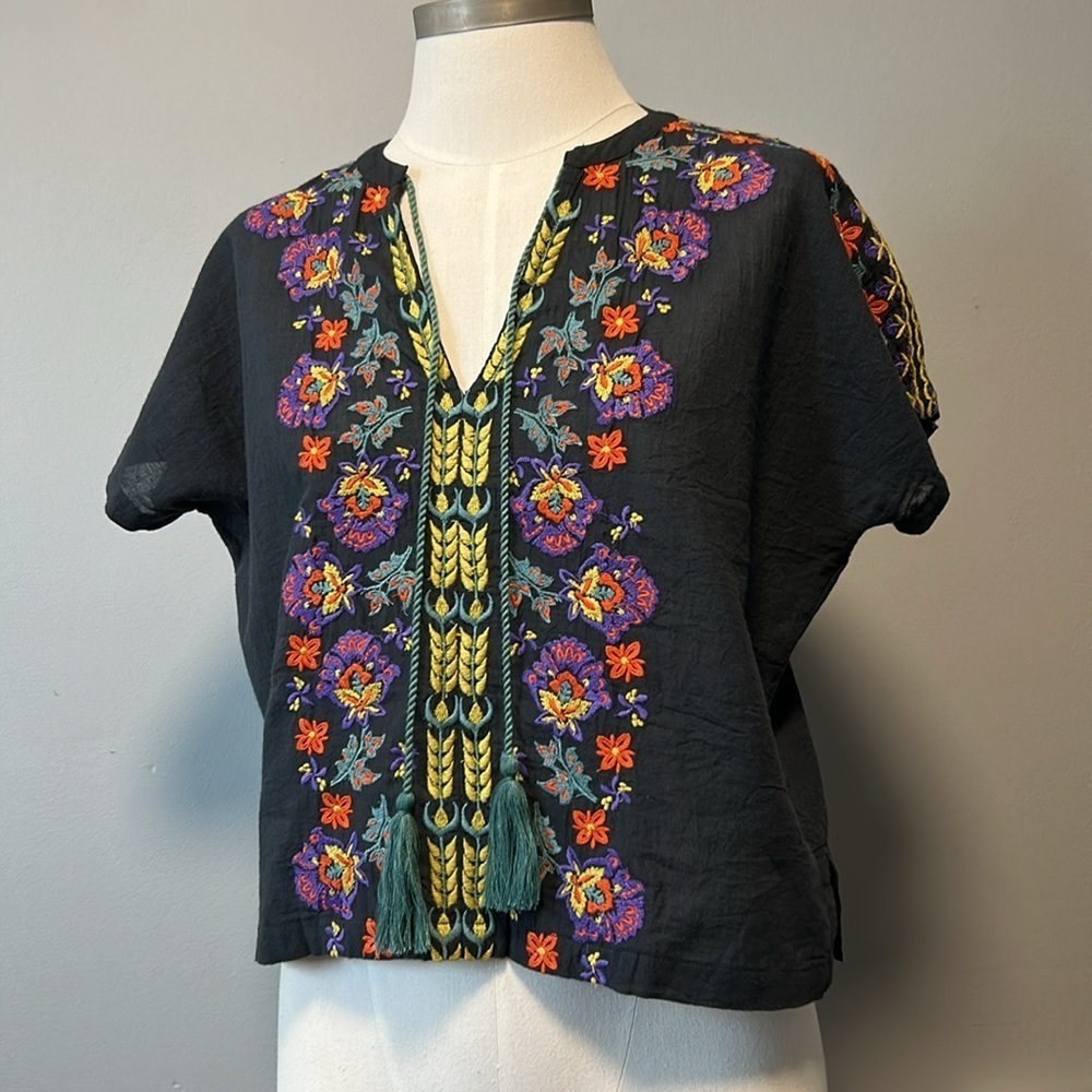 Natural Life Boho Floral Embroidered Top